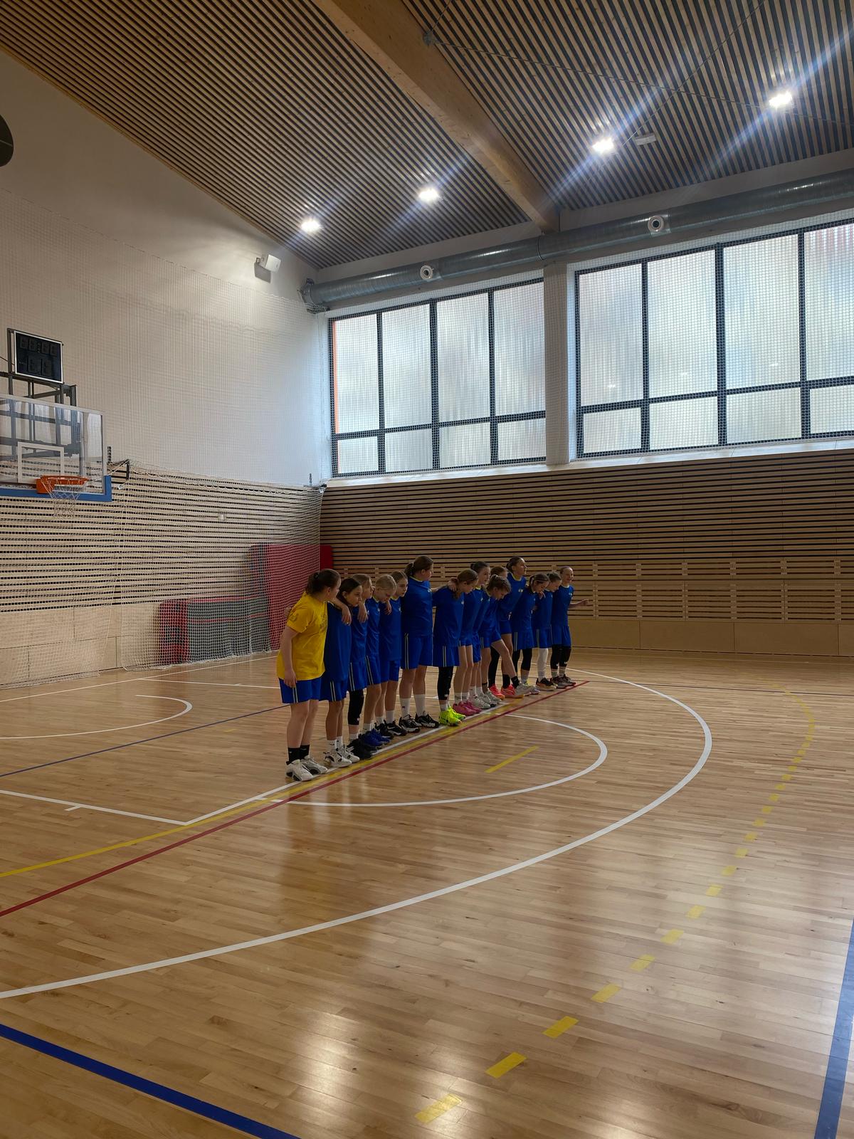  Naše mladé basketbalistky ukázaly, že jsou schopné hrát s nasazením, odvahou a chutí po vítězství.